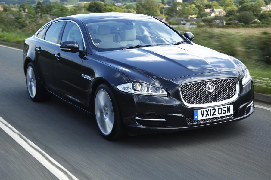 Jaguar XJ 2012 года  (UK) (фото 120 из 121)